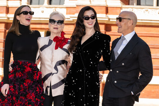 «Дьявол носит Prada 2»: мода, ностальгия и новые вызовы индустрии — стоит ли смотреть нашумевшую премьеру